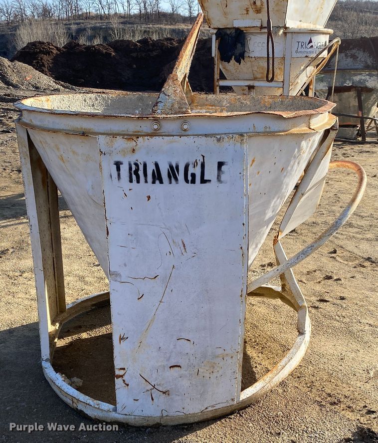 image for item DN8184 Concrete bucket