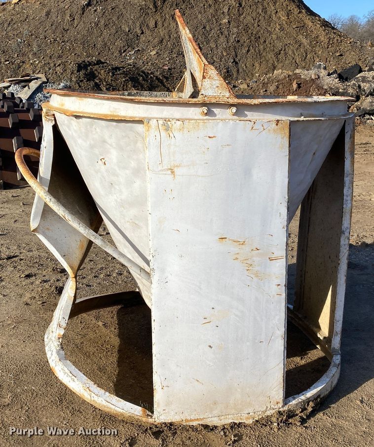 image for item DN8184 Concrete bucket