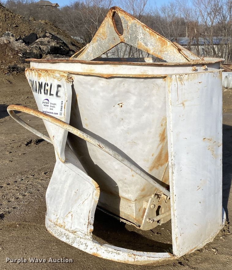 image for item DN8184 Concrete bucket