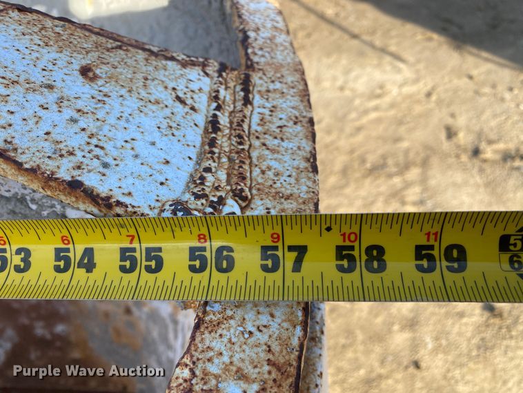 image for item DN8184 Concrete bucket