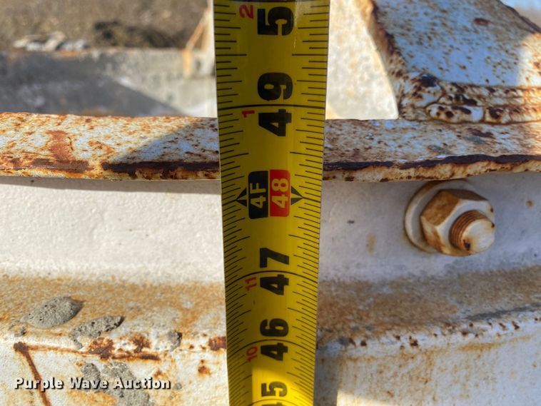 image for item DN8184 Concrete bucket