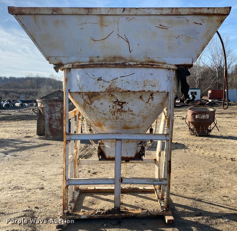 image for item DN8185 Concrete bucket