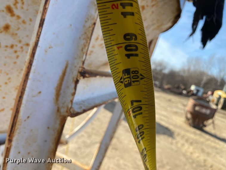 image for item DN8185 Concrete bucket