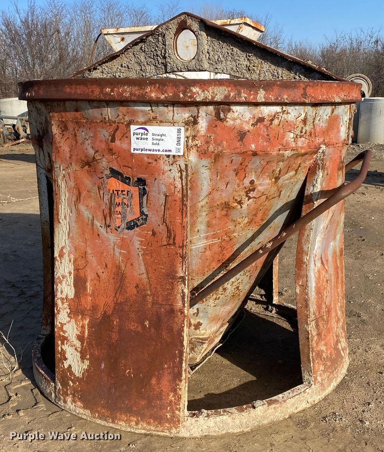 image for item DN8186 Concrete bucket