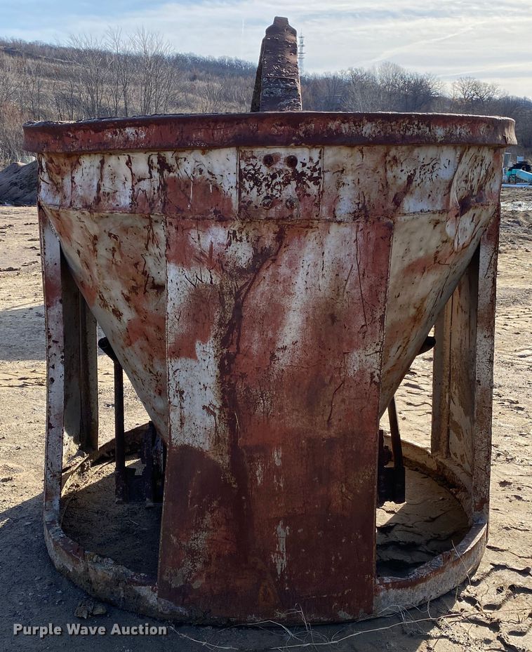 image for item DN8186 Concrete bucket