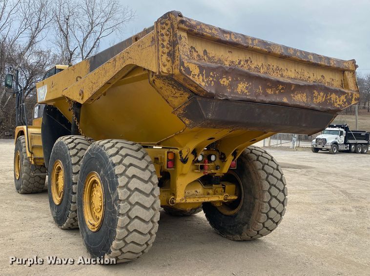 image for item DN8188 2011 Caterpillar 725  haul truck