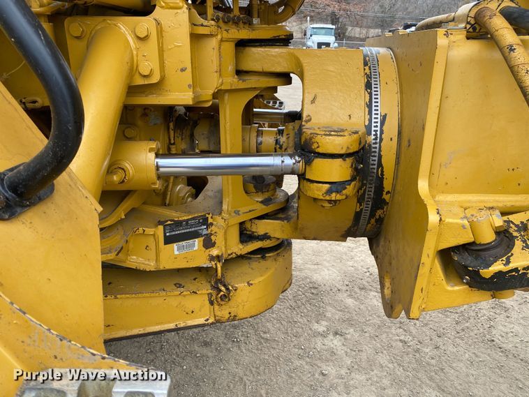 image for item DN8188 2011 Caterpillar 725  haul truck