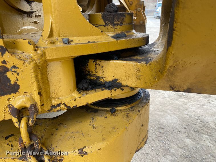 image for item DN8188 2011 Caterpillar 725  haul truck