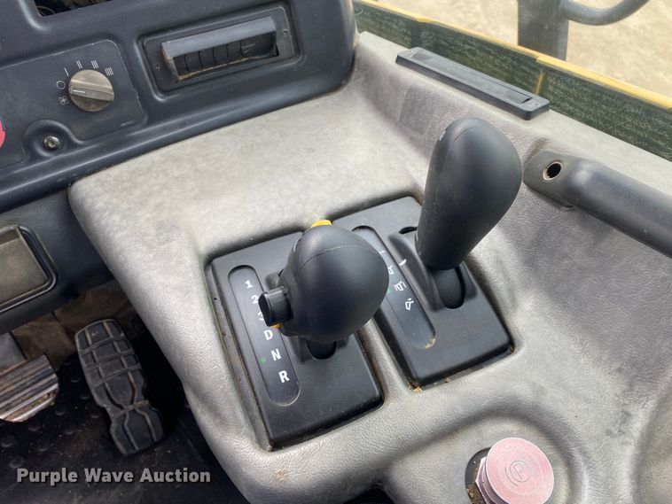 image for item DN8188 2011 Caterpillar 725  haul truck