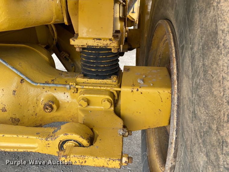 image for item DN8188 2011 Caterpillar 725  haul truck