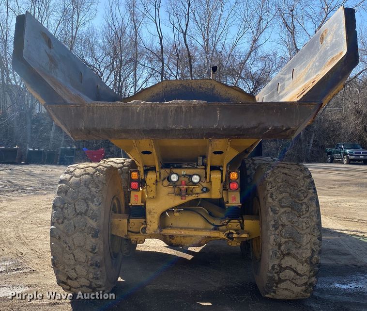 image for item DN8189 2010 Caterpillar 730  haul truck