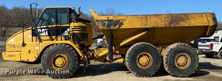 image for item DN8189 2010 Caterpillar 730  haul truck