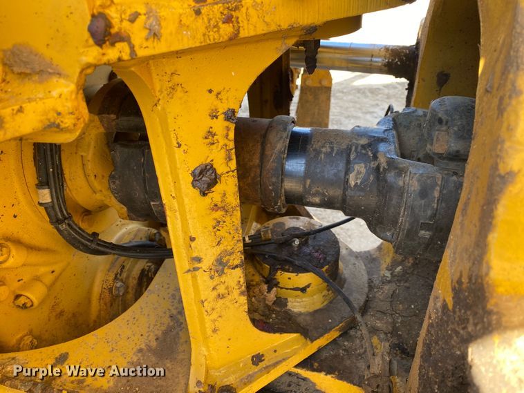 image for item DN8189 2010 Caterpillar 730  haul truck