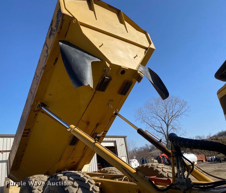 image for item DN8189 2010 Caterpillar 730  haul truck