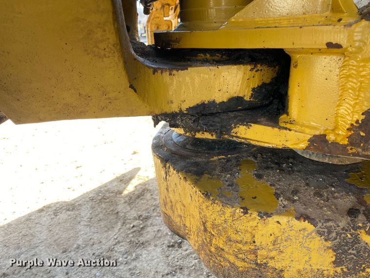 image for item DN8189 2010 Caterpillar 730  haul truck