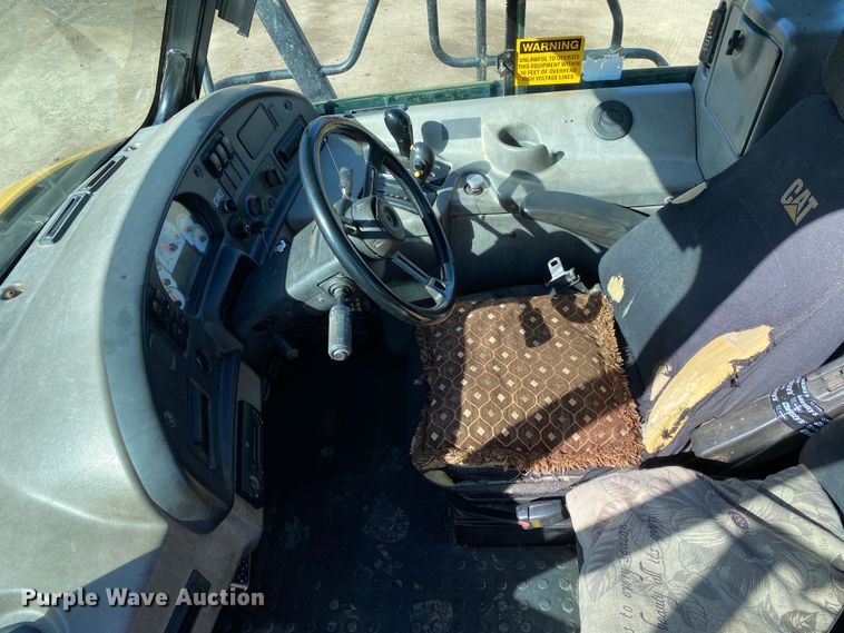 image for item DN8189 2010 Caterpillar 730  haul truck