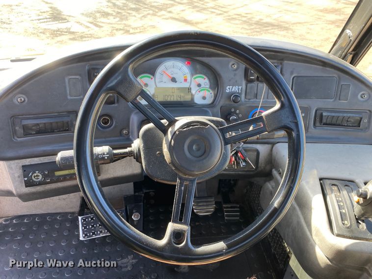 image for item DN8189 2010 Caterpillar 730  haul truck