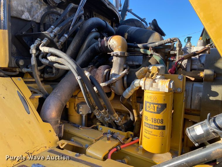 image for item DN8189 2010 Caterpillar 730  haul truck