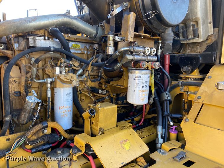 image for item DN8189 2010 Caterpillar 730  haul truck