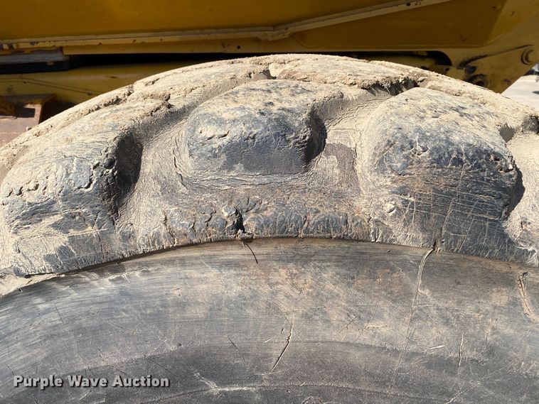 image for item DN8189 2010 Caterpillar 730  haul truck