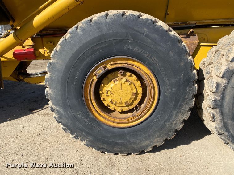 image for item DN8189 2010 Caterpillar 730  haul truck