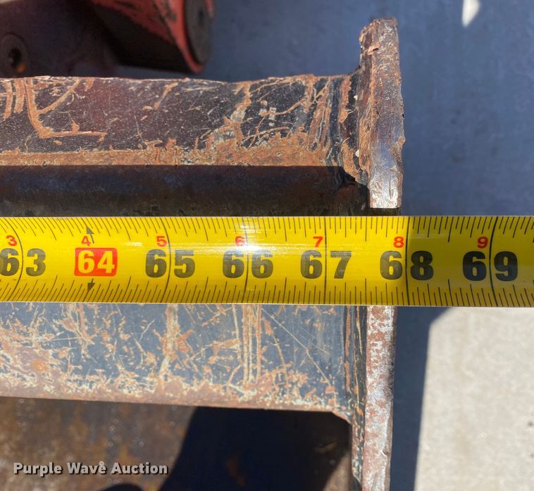 image for item DN8192 Kubota SVL75  tracked skid steer loader