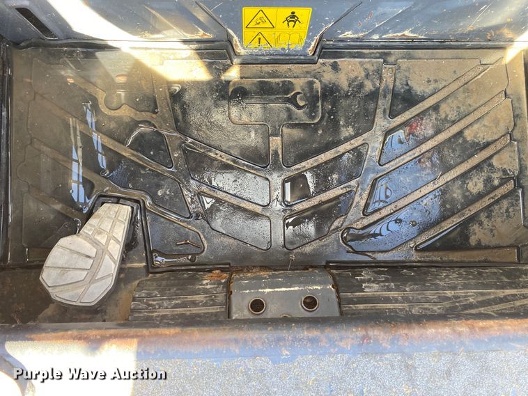 image for item DN8192 Kubota SVL75  tracked skid steer loader