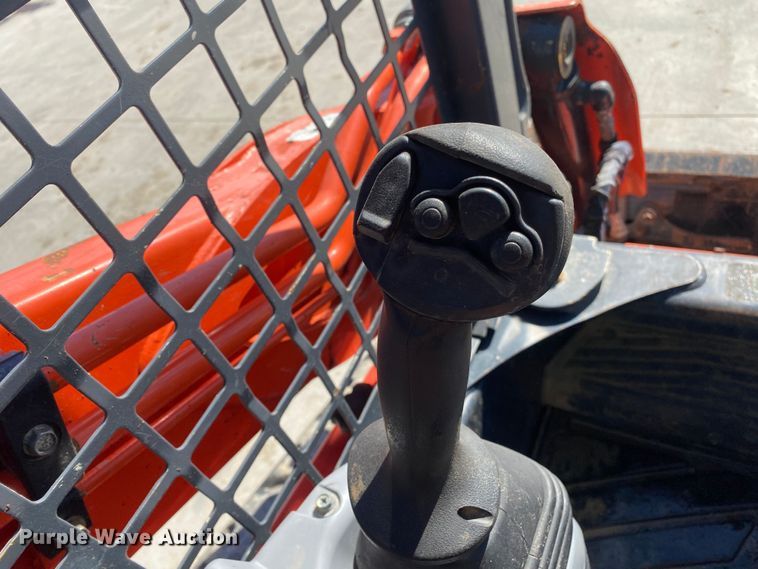 image for item DN8192 Kubota SVL75  tracked skid steer loader