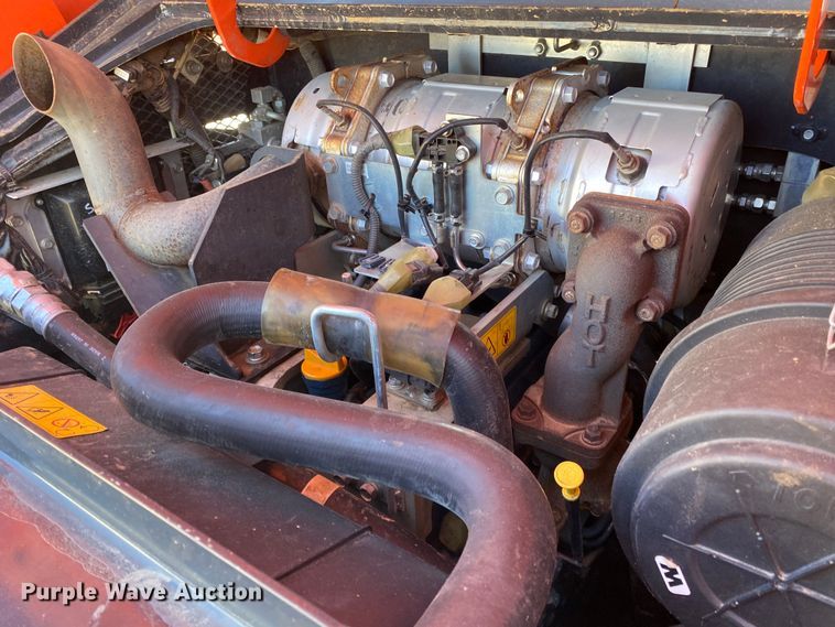 image for item DN8192 Kubota SVL75  tracked skid steer loader