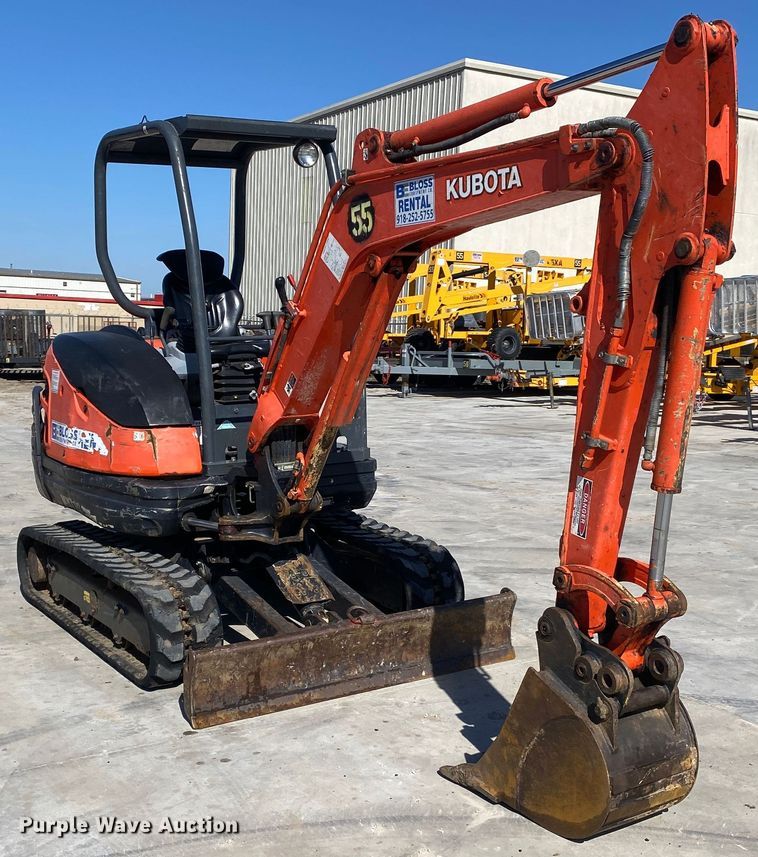 image for item DN8193 2016 Kubota KX71-3S  mini excavator