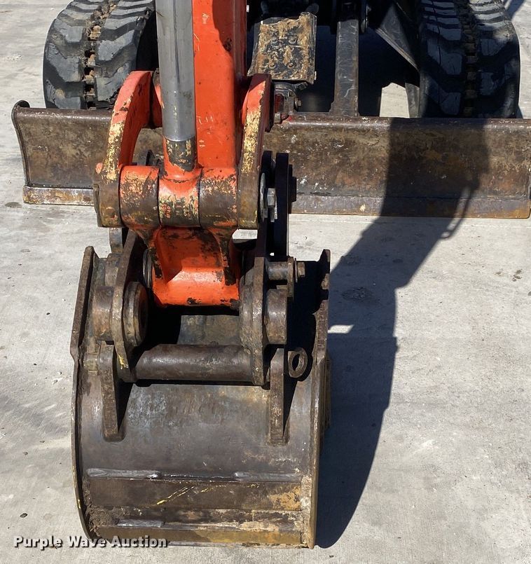 image for item DN8193 2016 Kubota KX71-3S  mini excavator