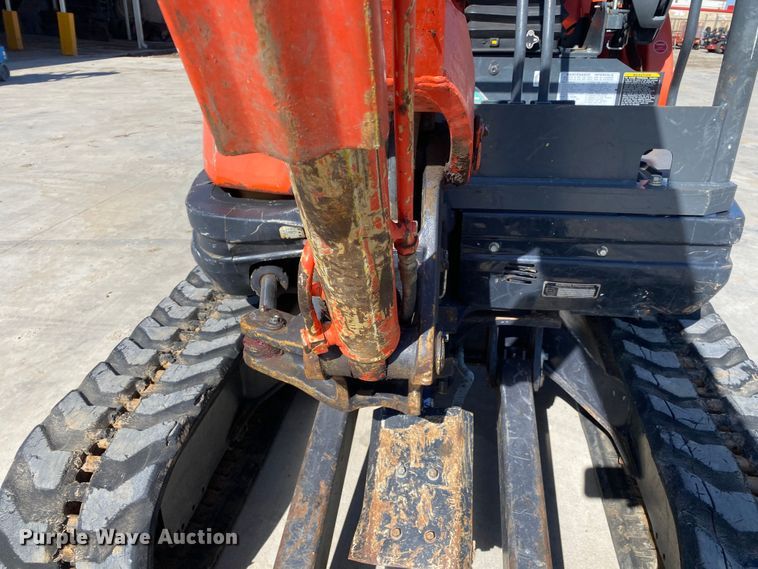 image for item DN8193 2016 Kubota KX71-3S  mini excavator