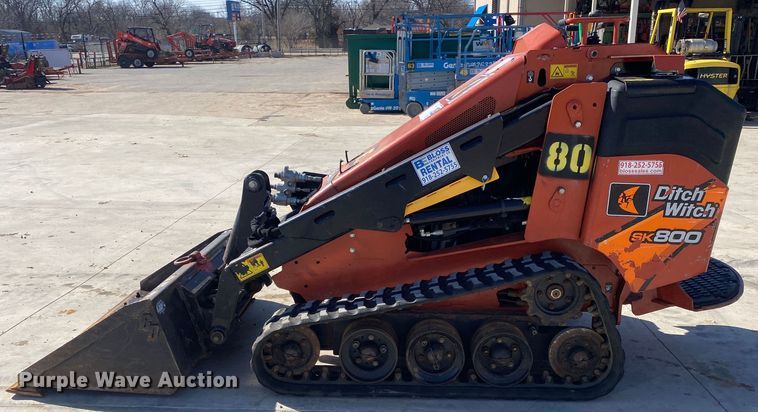 image for item DN8195 2017 Ditch Witch SK800  compact utility loader