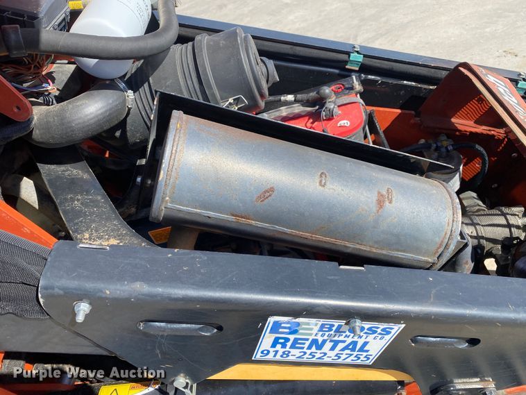 image for item DN8195 2017 Ditch Witch SK800  compact utility loader