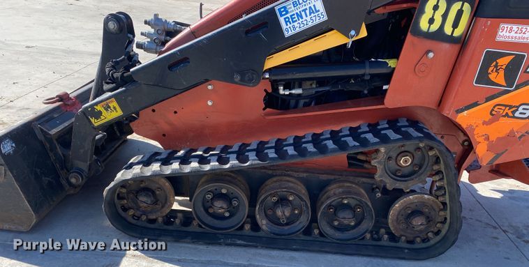 image for item DN8195 2017 Ditch Witch SK800  compact utility loader