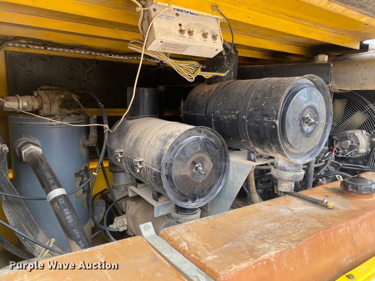 image for item DN8211 2000 Atlas Copco XAS175JD  air compressor