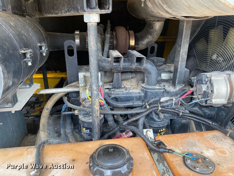 image for item DN8211 2000 Atlas Copco XAS175JD  air compressor