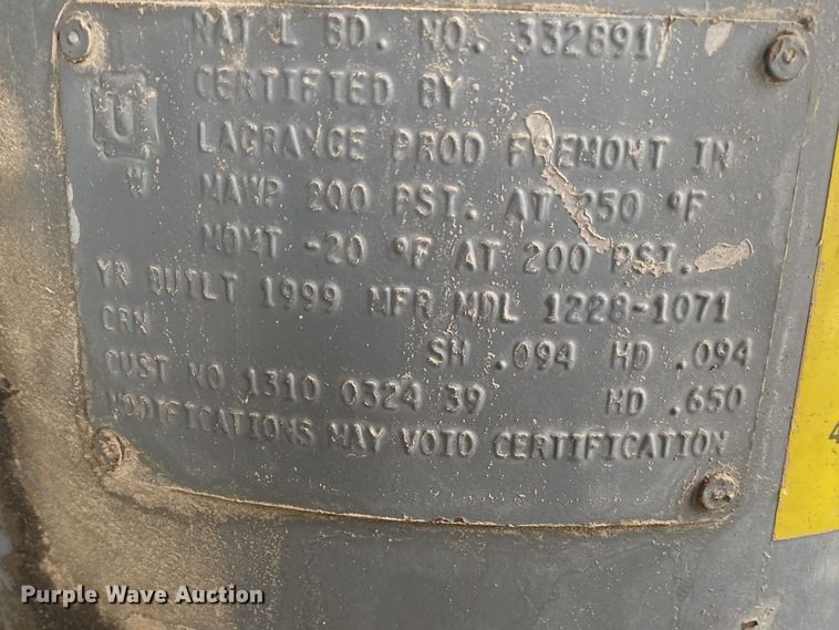 image for item DN8211 2000 Atlas Copco XAS175JD  air compressor