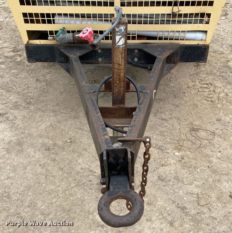 image for item DN8211 2000 Atlas Copco XAS175JD  air compressor