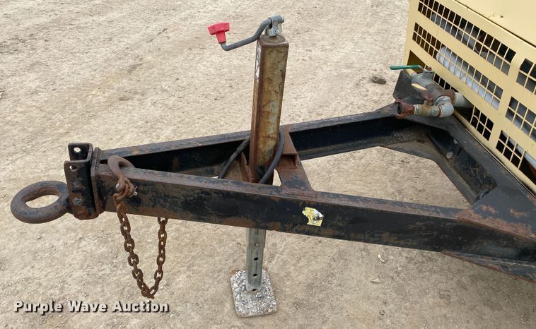 image for item DN8211 2000 Atlas Copco XAS175JD  air compressor