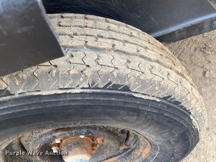 image for item DN8211 2000 Atlas Copco XAS175JD  air compressor