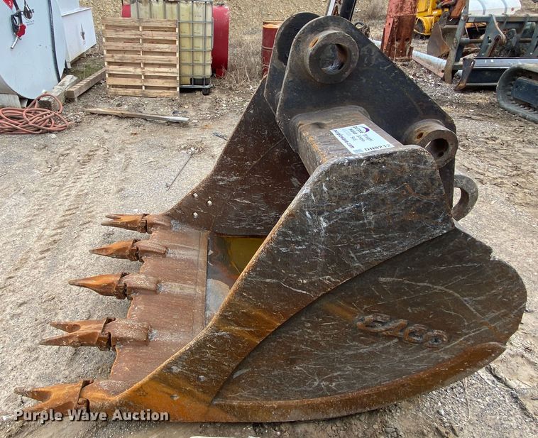 image for item DN8212 Esco  excavator bucket