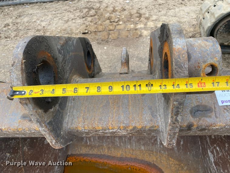 image for item DN8212 Esco  excavator bucket