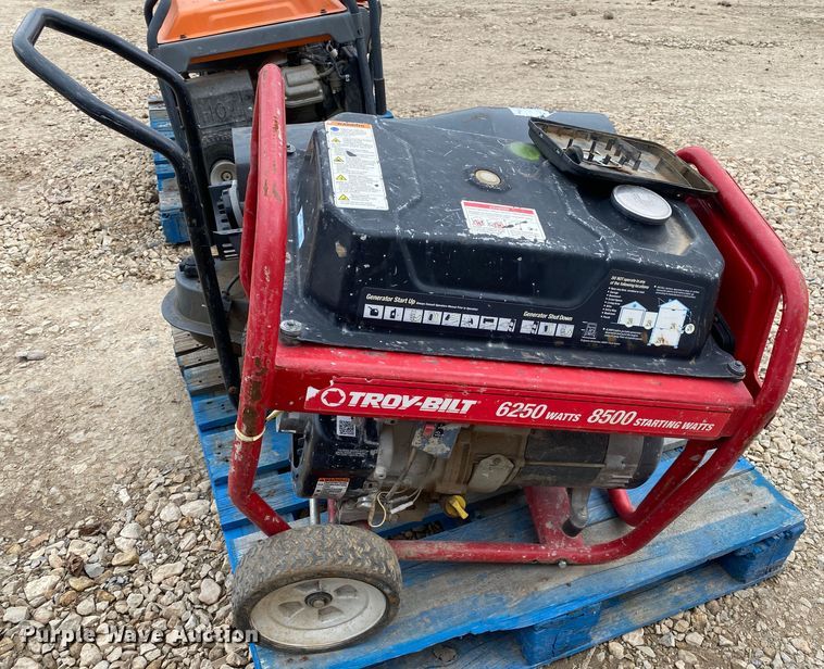 image for item DN8215 (5) generators