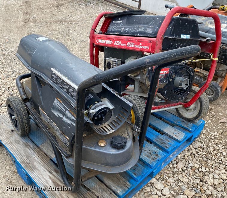 image for item DN8215 (5) generators