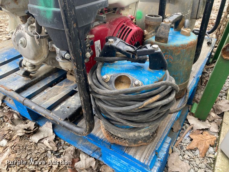 image for item DN8216 (3) pumps