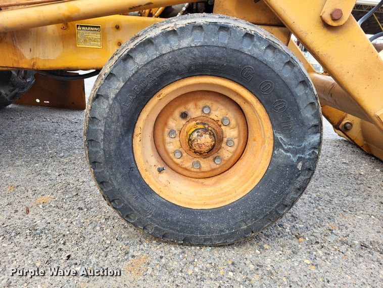 image for item DO3571 1979 Case 580C  backhoe