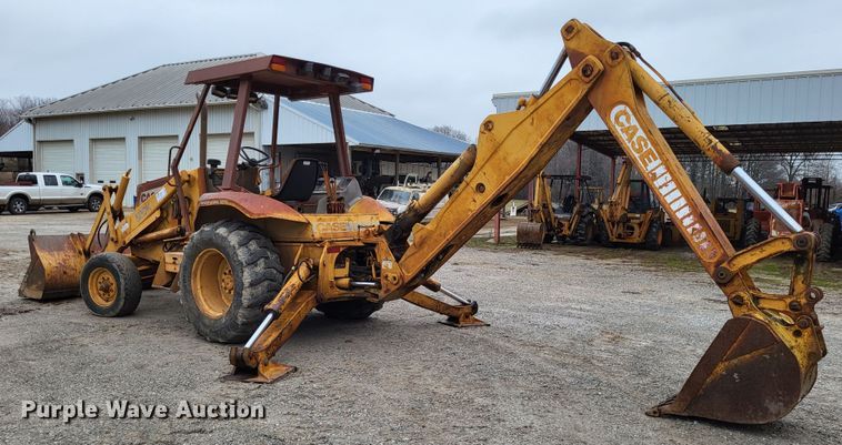 image for item DO3572 1987 Case 580K  backhoe