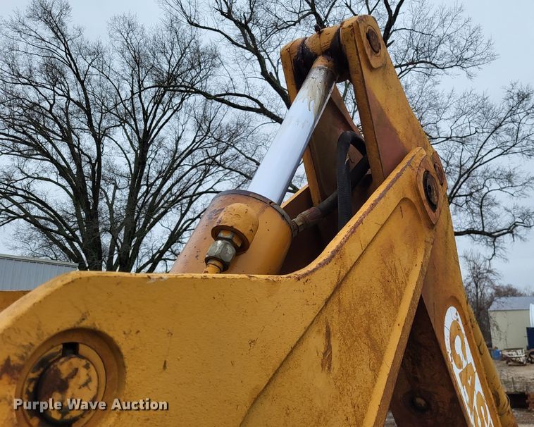 image for item DO3572 1987 Case 580K  backhoe