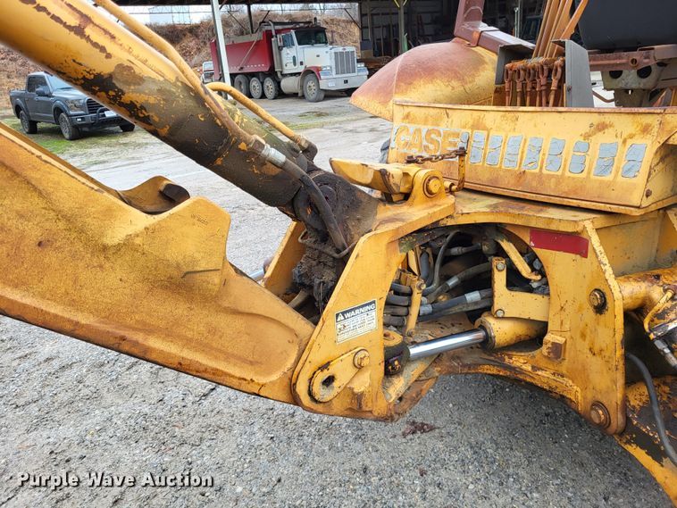 image for item DO3572 1987 Case 580K  backhoe